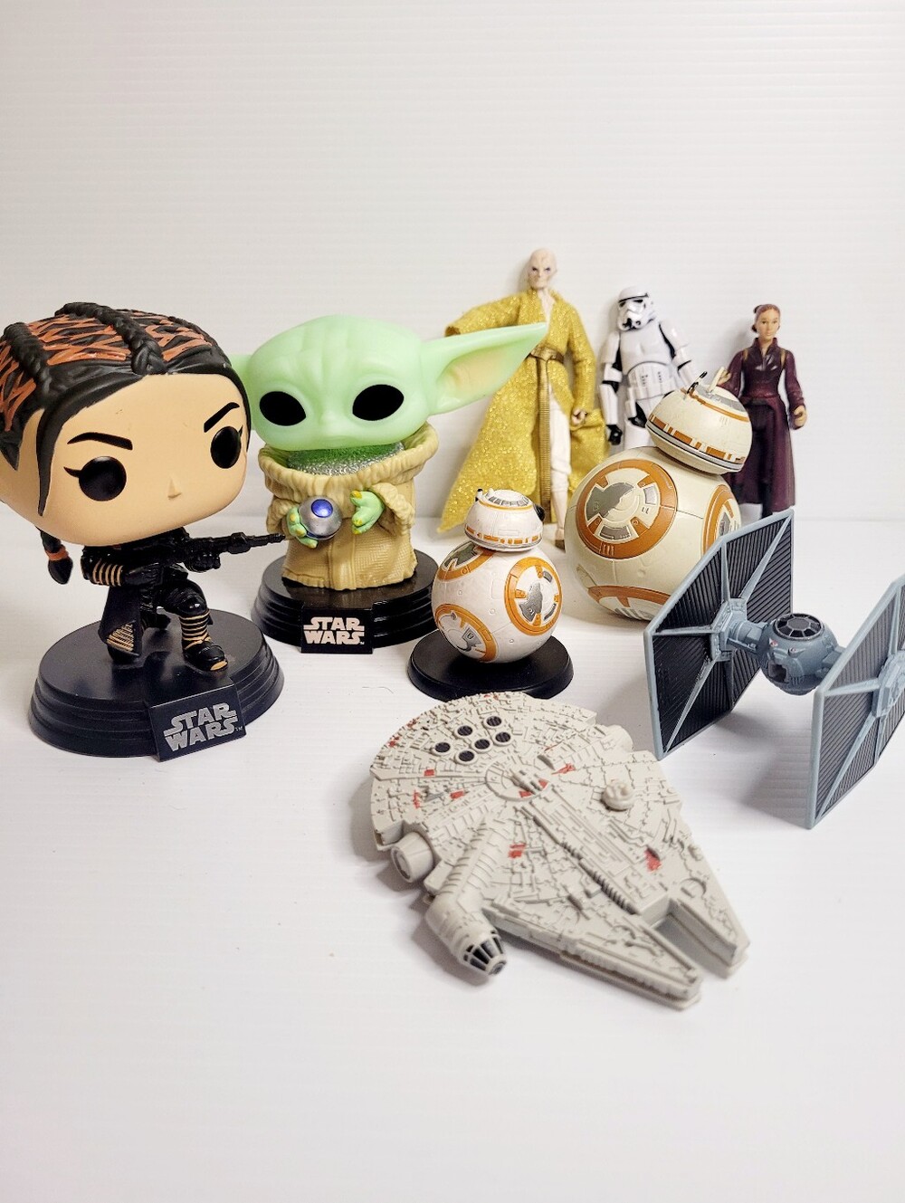 Star Wars Toy Lot BB-8 Grogu Baby Yoda Funko Pop Millennium Falcon TIE Fighter